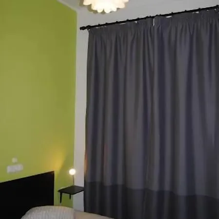 Pensao Beira Minho 2* Lisbon
